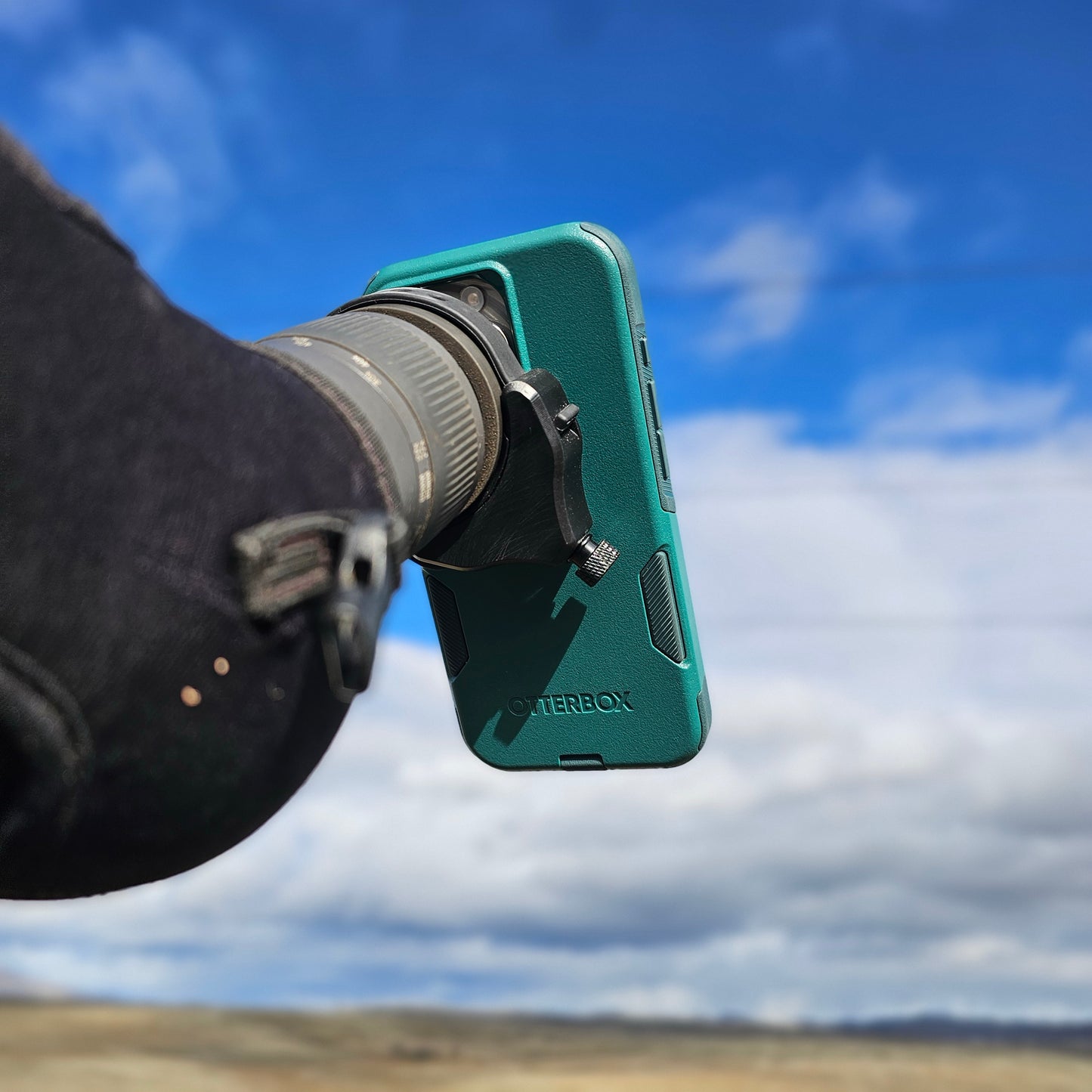 Adjustable Magnetic Optics Adapter