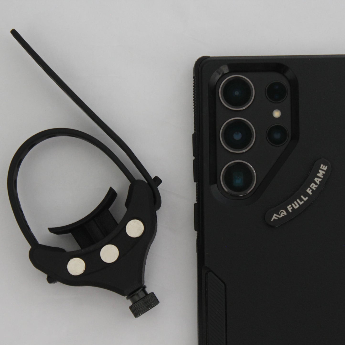 Adjustable Magnetic Optics Adapter