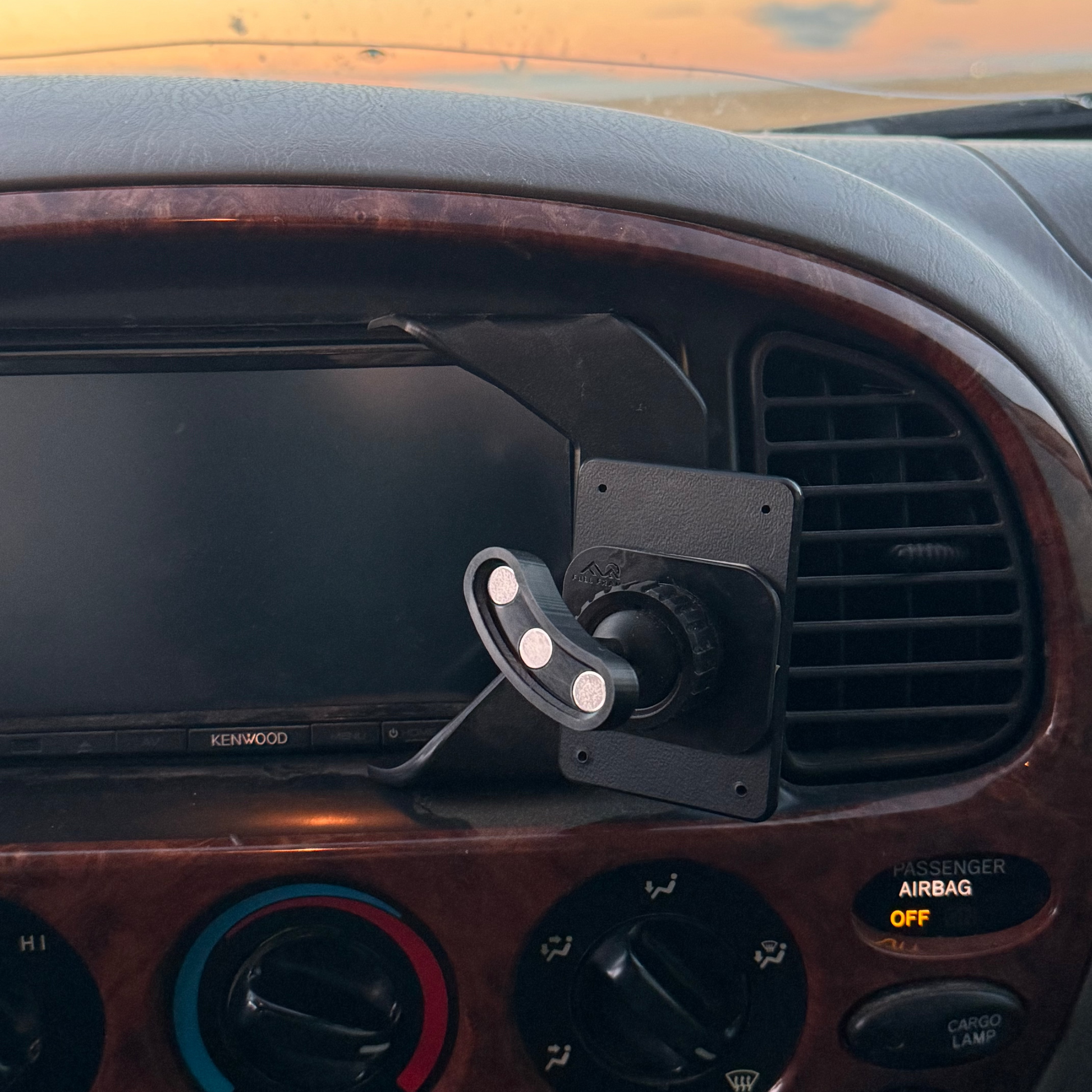 Vehicle Accessory Mount Magnetic Car Mount Attachment – Full Frame Outdoors